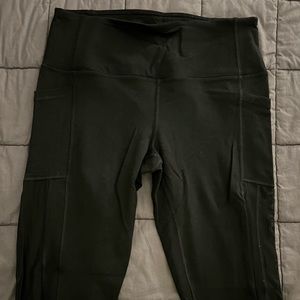 Hypertek Mesh Accent leggings with pockets